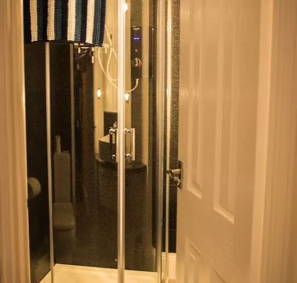 ペンション Harlestone Retreat  Adults Only