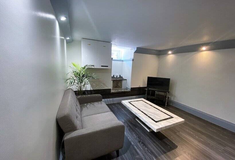 ペンション Harlestone Retreat Adults Only