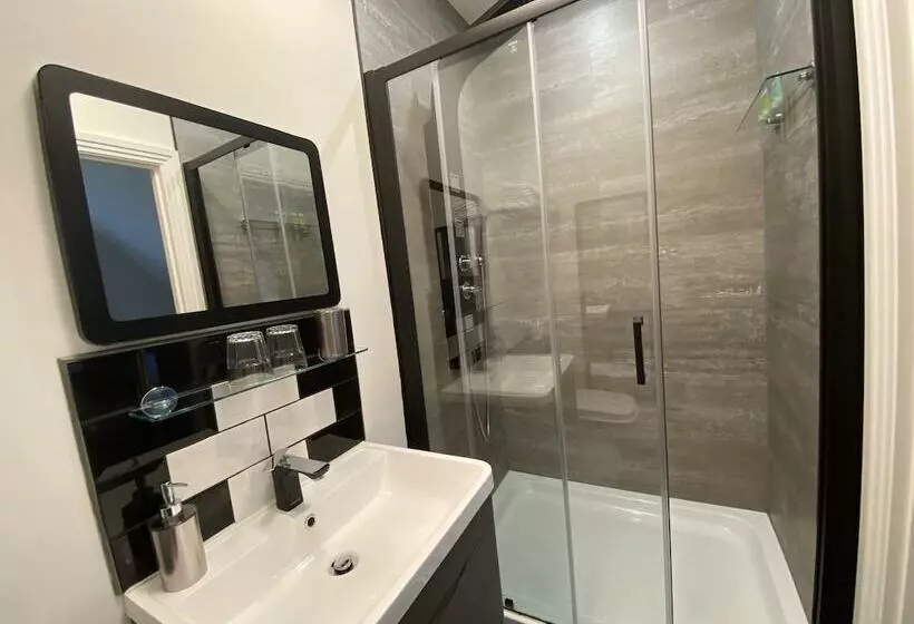 ペンション Harlestone Retreat  Adults Only