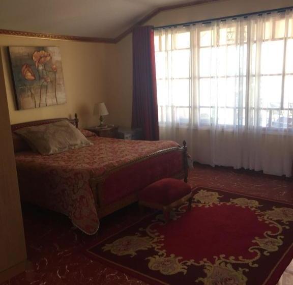 پانسیون Hostal Gipuzkoa