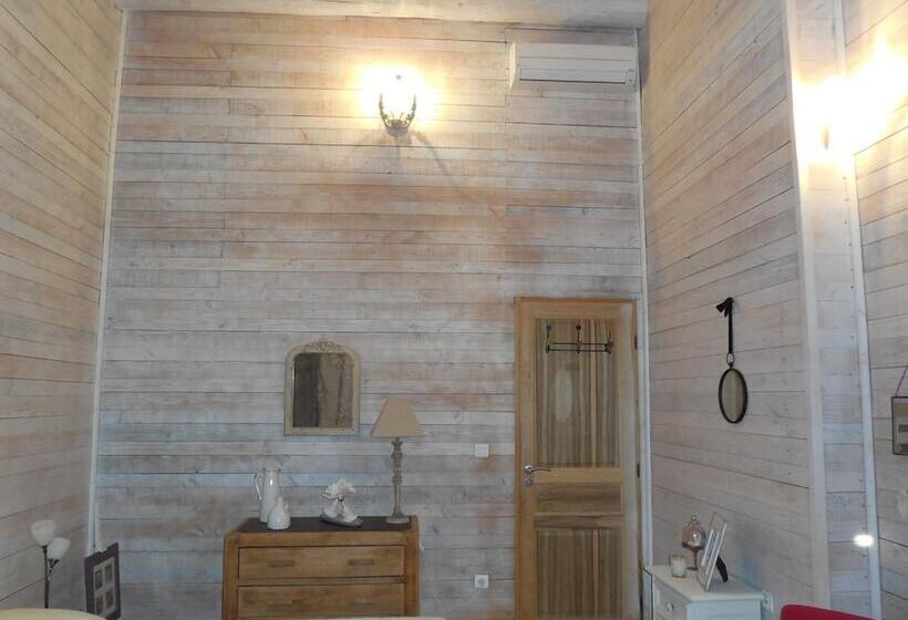 پانسیون La Maison Bleue