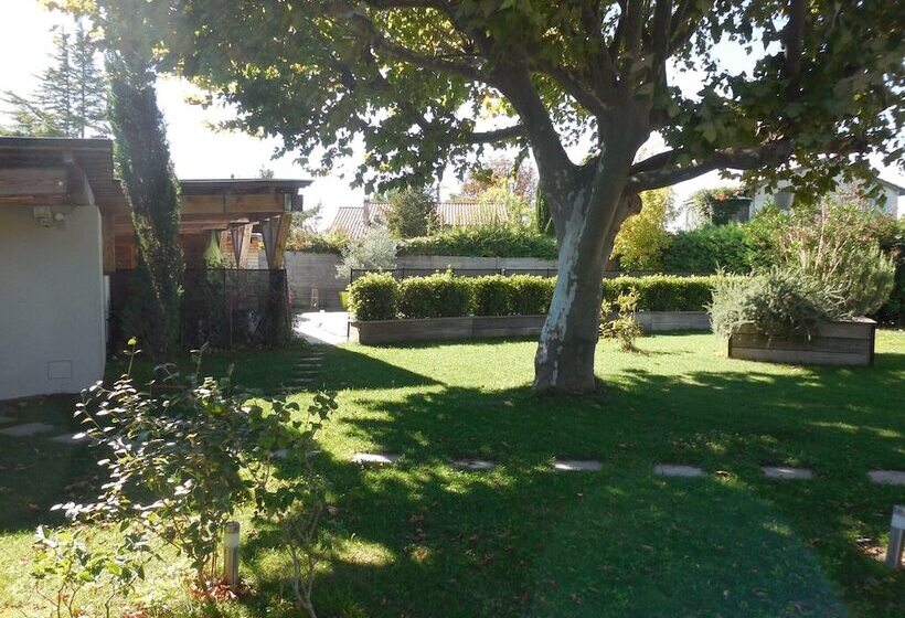 پانسیون La Maison Bleue