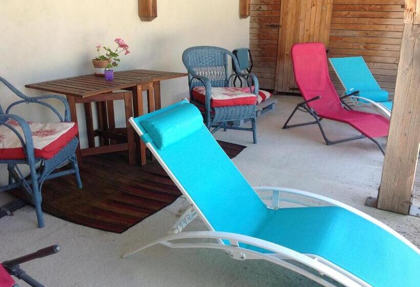 پانسیون La Maison Bleue