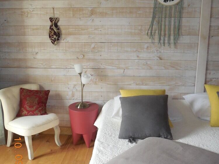 پانسیون La Maison Bleue