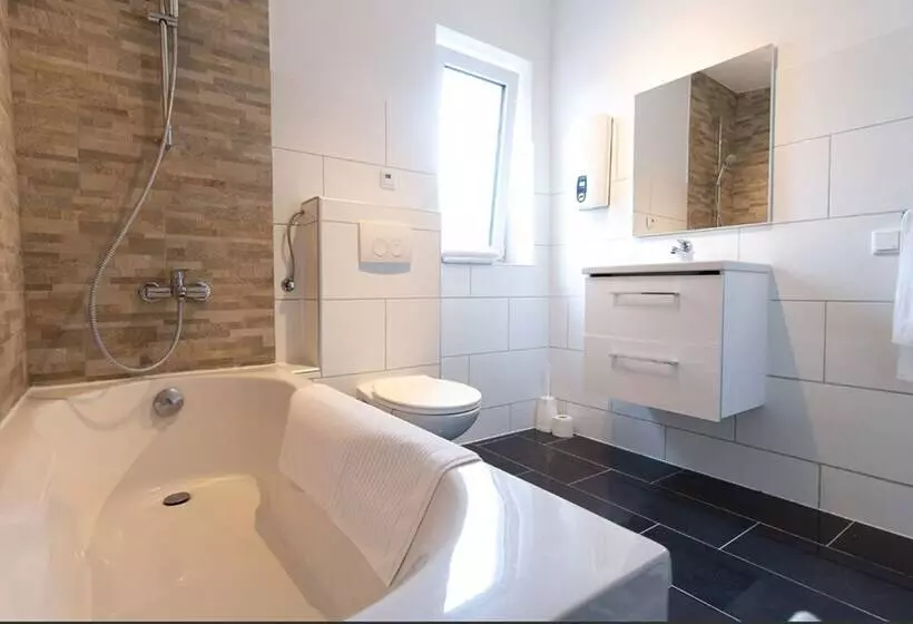 T & T Suites Raunheim