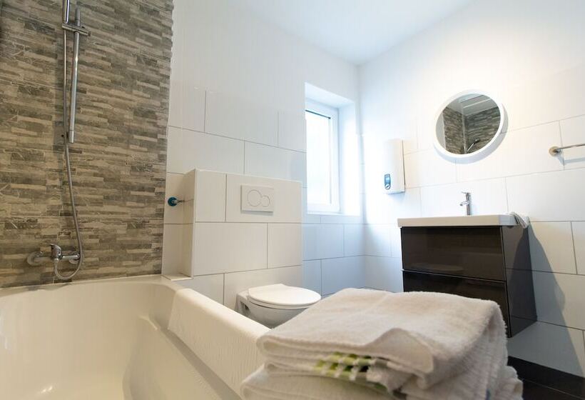 T & T Suites Raunheim