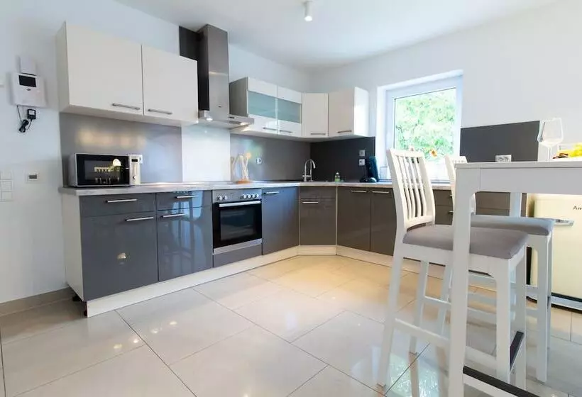 T & T Suites Raunheim