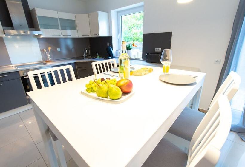 T & T Suites Raunheim