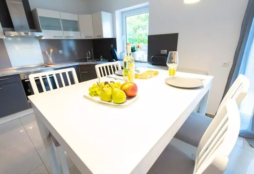 T & T Suites Raunheim