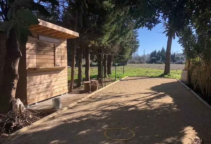 Aamiaismajoitus (B&B) Le Mas De La Sorgue