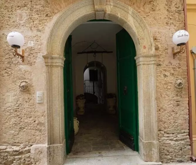 ベッドアンドブレックファースト Residenza Vecchi Tempi