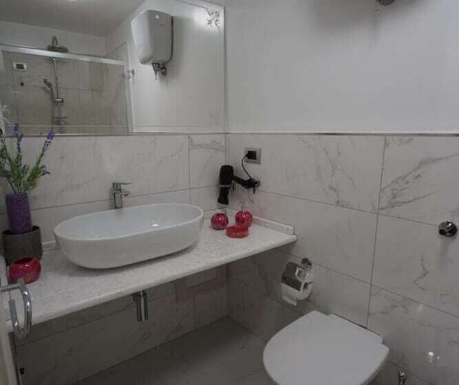 مبيت وإفطار Residenza Vecchi Tempi