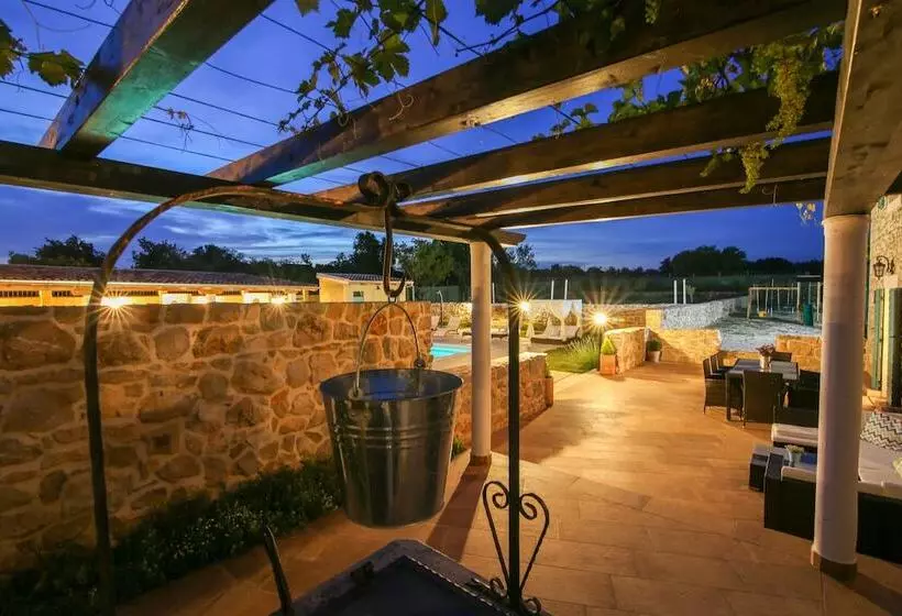 Villa Biograd Nm Bozini Dvori  Pool, Sauna And Jacuzzi