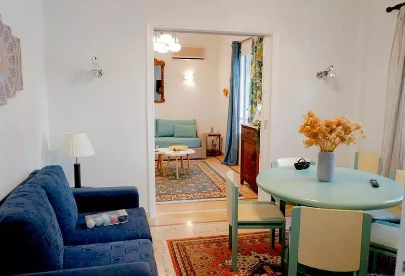 Comfortable Apartment In Kallithea By Athenian Homes