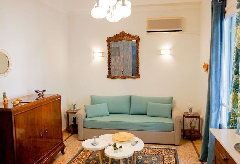 Comfortable Apartment In Kallithea By Athenian Homes