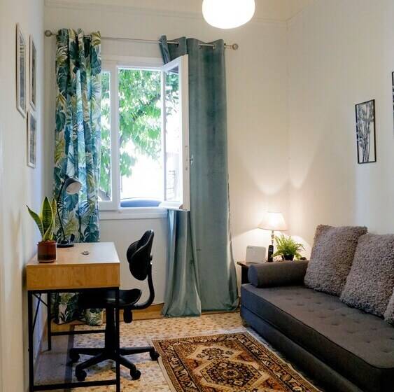 Comfortable Apartment In Kallithea By Athenian Homes