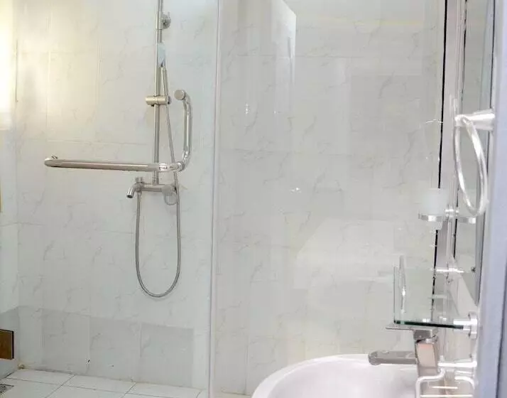 Cynarisso Hotel Lagos