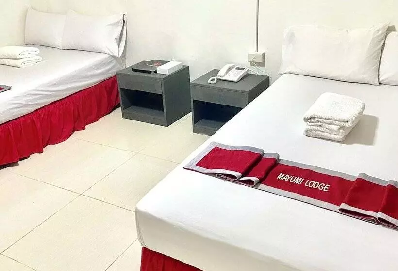 Hotelli Mayumi Lodge