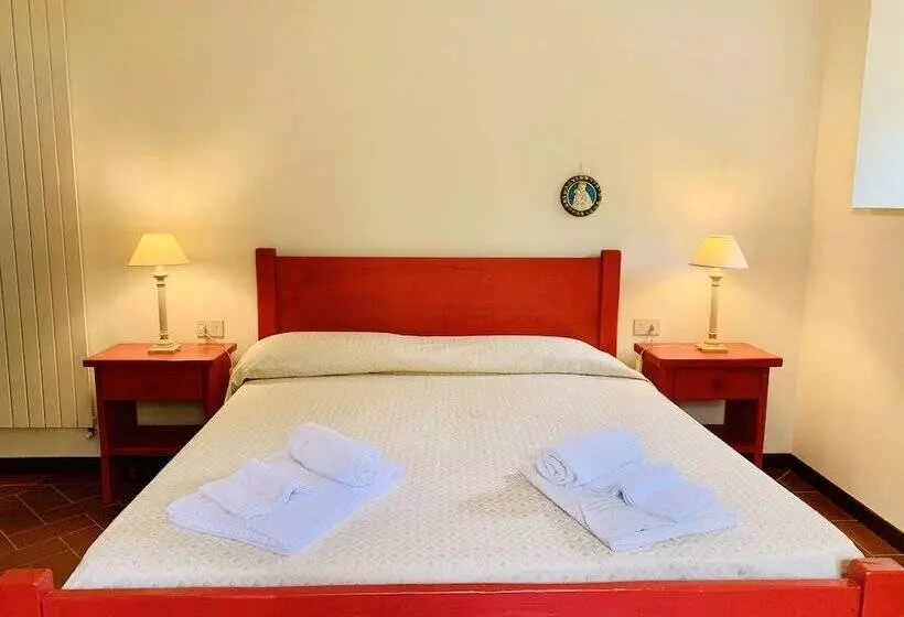 Maaseutuhotelli Tenuta Agricola Fraschiera