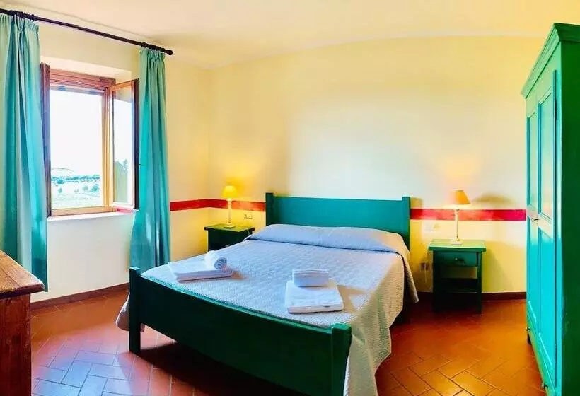 Maaseutuhotelli Tenuta Agricola Fraschiera