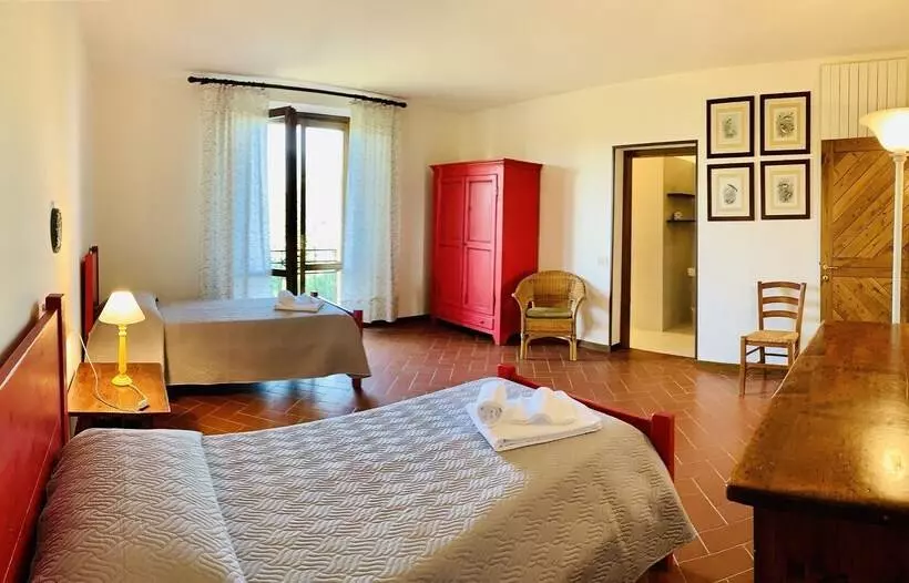 Maaseutuhotelli Tenuta Agricola Fraschiera