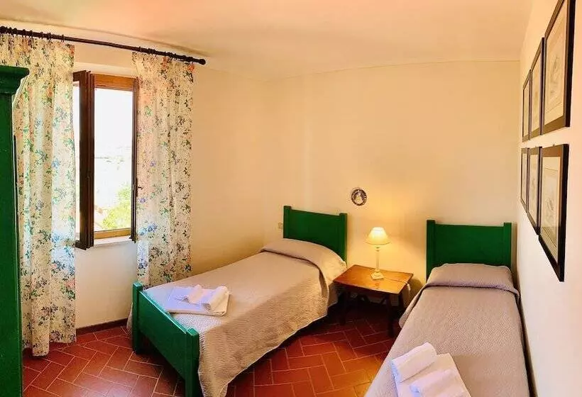 Maaseutuhotelli Tenuta Agricola Fraschiera