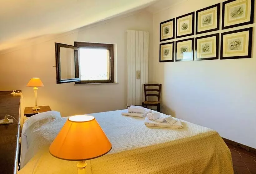 Maaseutuhotelli Tenuta Agricola Fraschiera