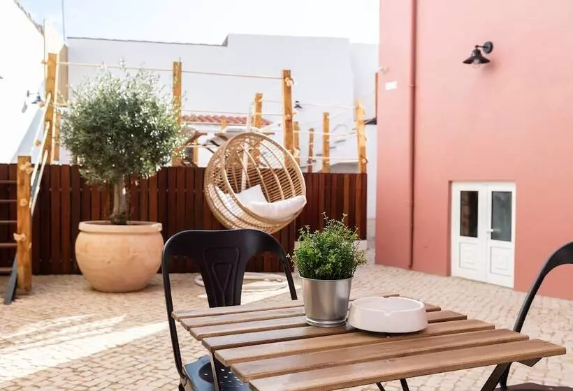 ペンション Aleixomor Aqui