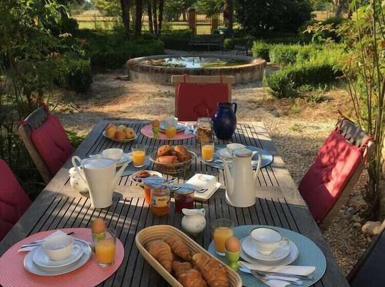 Pensionat Domaine De Menerque