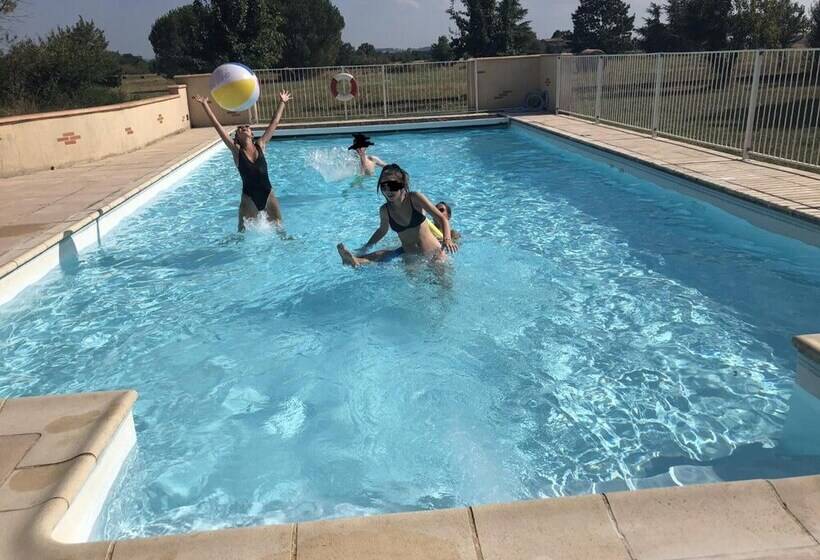 Pensionat Domaine De Menerque