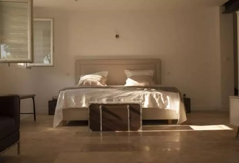 ペンション Mas Lou Felibrige