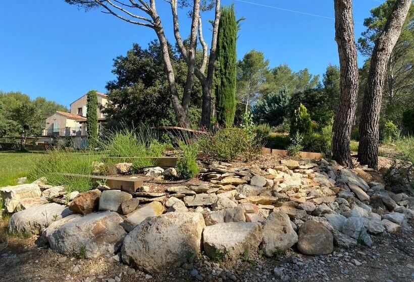 Пансион Mas Lou Felibrige