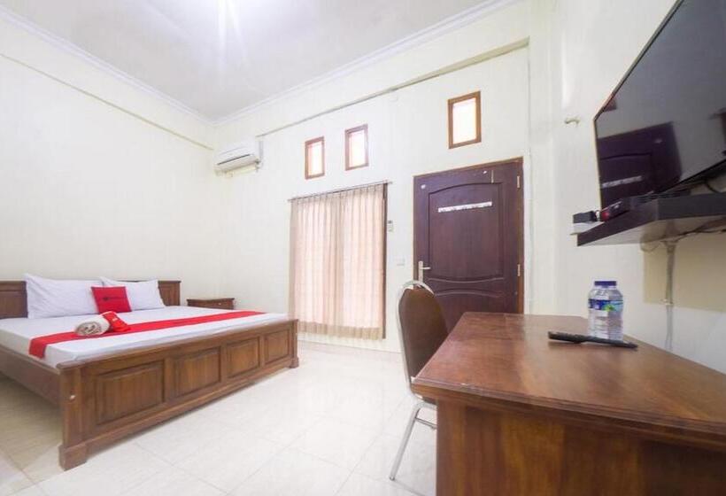 פנסיון Reddoorz Near Nusa Cendana University