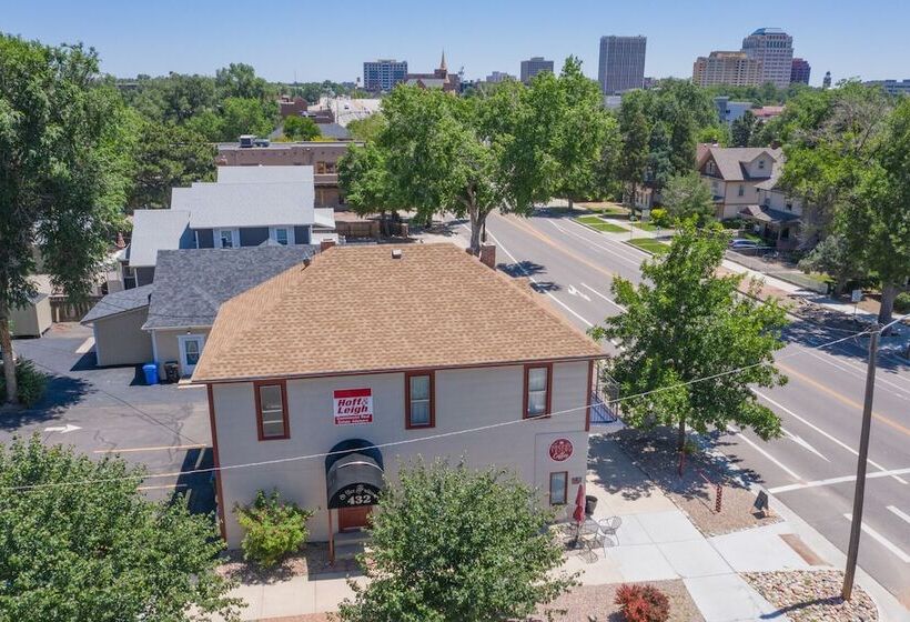 The Coffee Loft Above A Cafe Walk To Dwntn