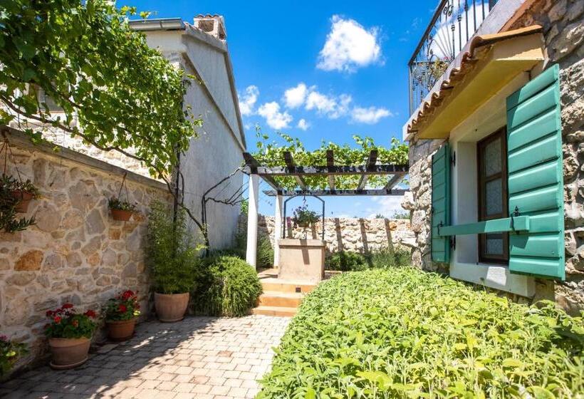 Villa Biograd Nm Bozini Dvori Pool, Sauna And Jacuzzi