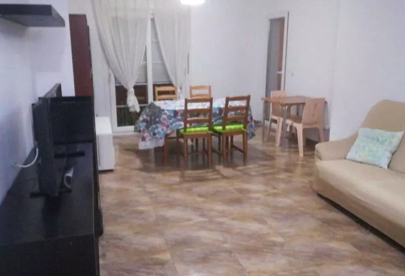 Aamiaismajoitus (B&B) Los Azules