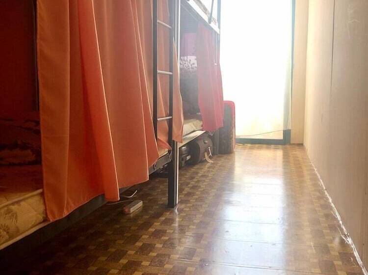 Friends House Hostel