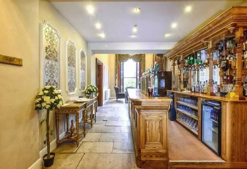 Hotelli Alfreton Hall