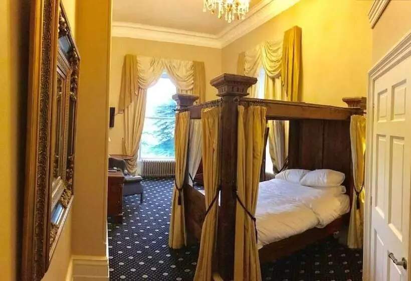 Hotelli Alfreton Hall