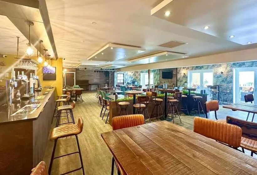 Hotelli Calloose Holiday Park