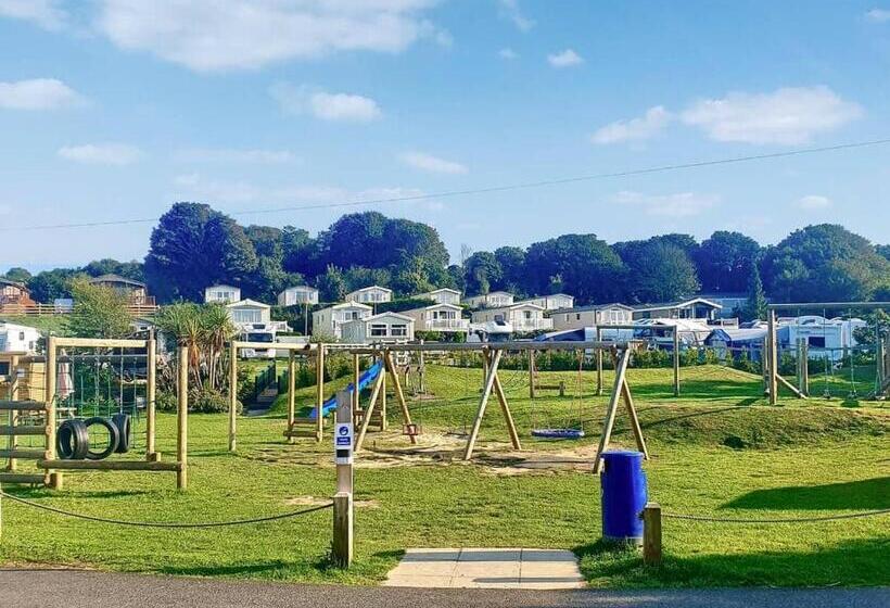 בית מלון כפרי Calloose Holiday Park