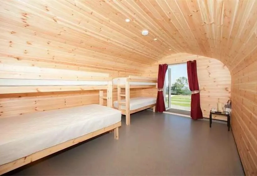 هتل Ernest S Retreat Glamping Site