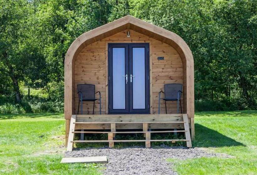 בית מלון כפרי Ernest S Retreat Glamping Site