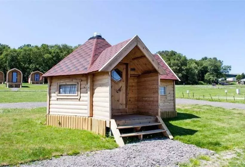هتل Ernest S Retreat Glamping Site
