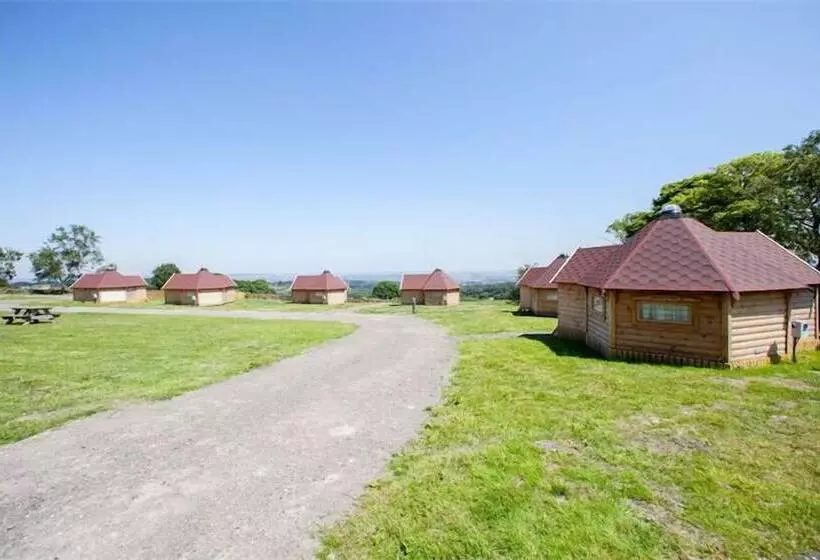 هتل Ernest S Retreat Glamping Site