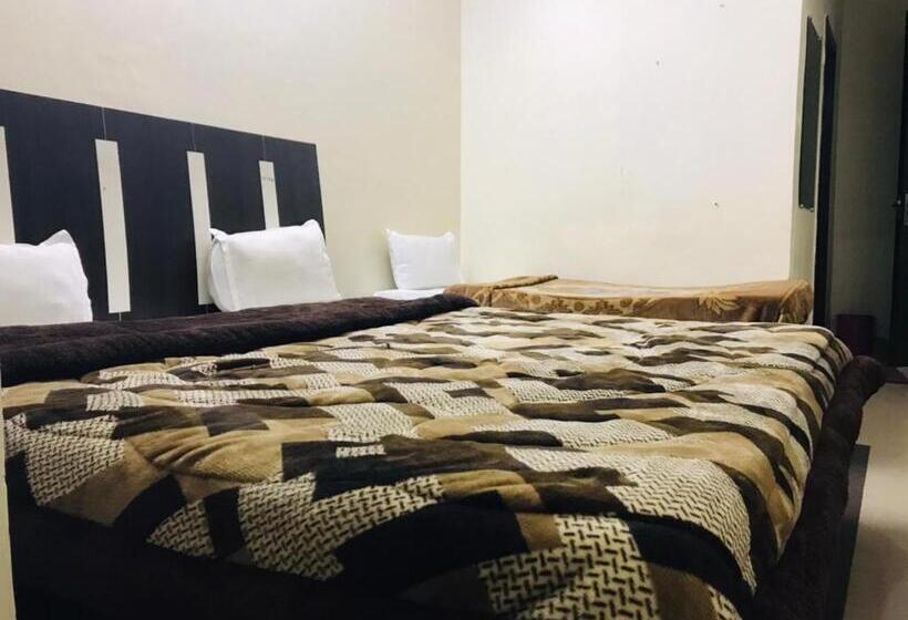 Hotel Shree Hari Castle