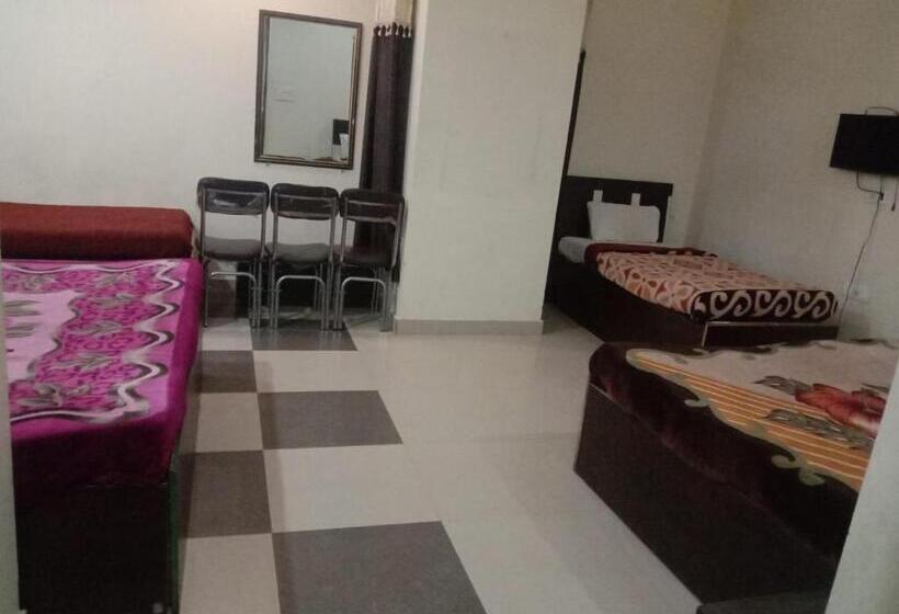 Hotel Shree Hari Castle