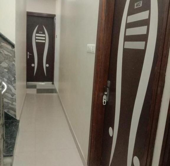 Hotel Shree Hari Castle