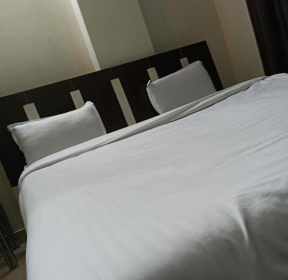 Hotel Shree Hari Castle