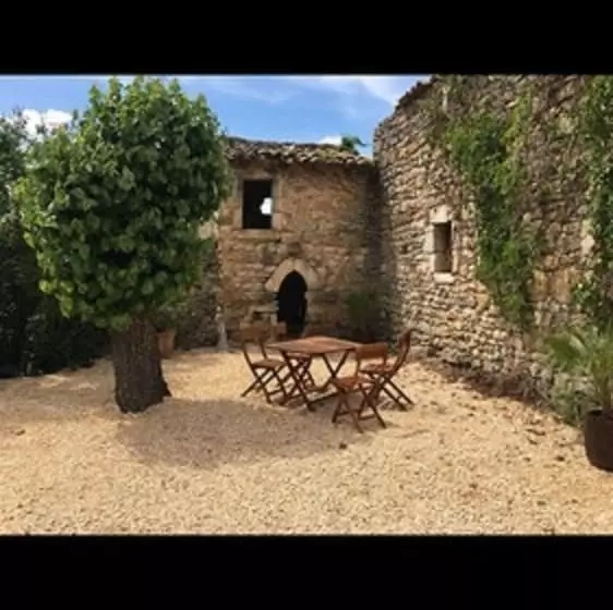 Majatalo Fort De La Bastide